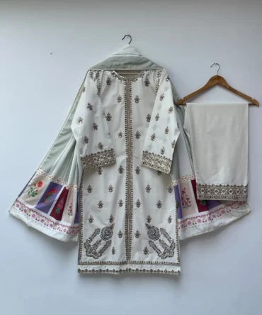 BASERAT (IVORY)