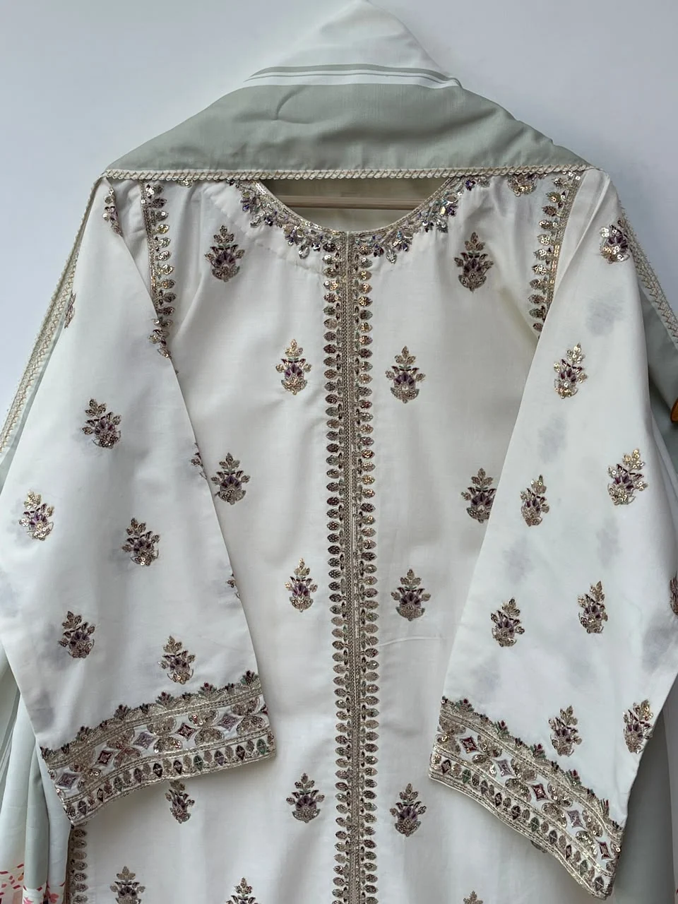 BASERAT (IVORY) - Image 3